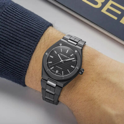 Montre HERBELIN Cap Camarat Automatique Céramique Noir Mat Édition Limitée 1545BCRN14M