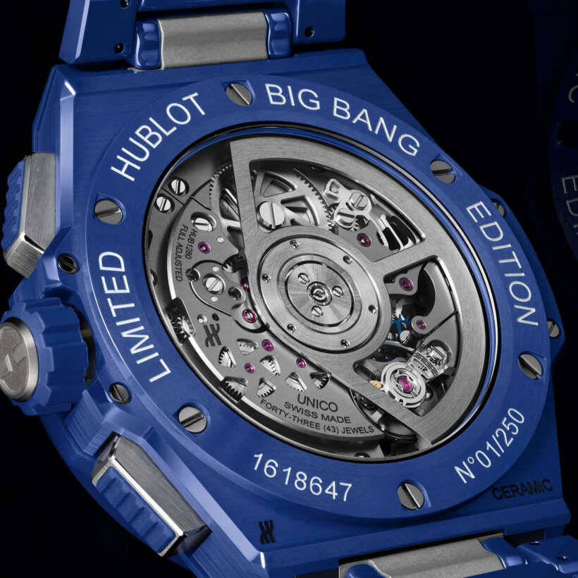 Montre Hublot Big Bang Integrated Blue Indigo Ceramic 42mm