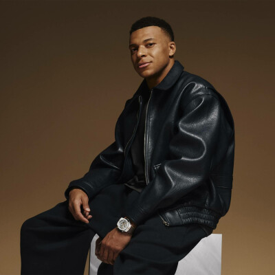 Montre Hublot Big Bang Reloaded Kylian Mbappé White Ceramic Édition Limitée