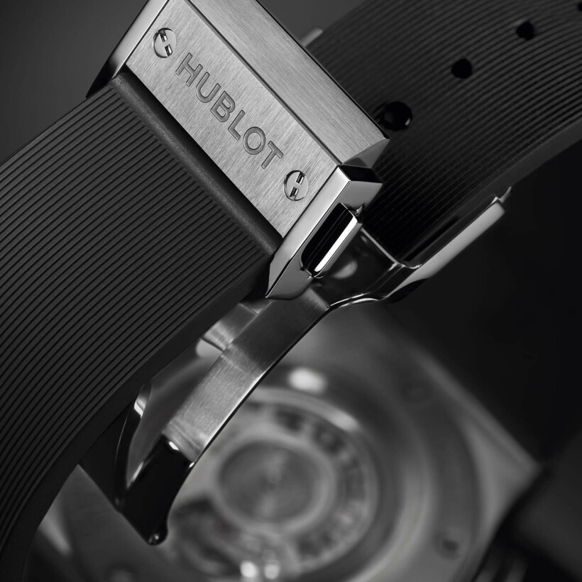 Montre Hublot Classic fusion Aero chronograph titanium