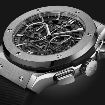 Montre Hublot Classic fusion Aero chronograph titanium 45mm