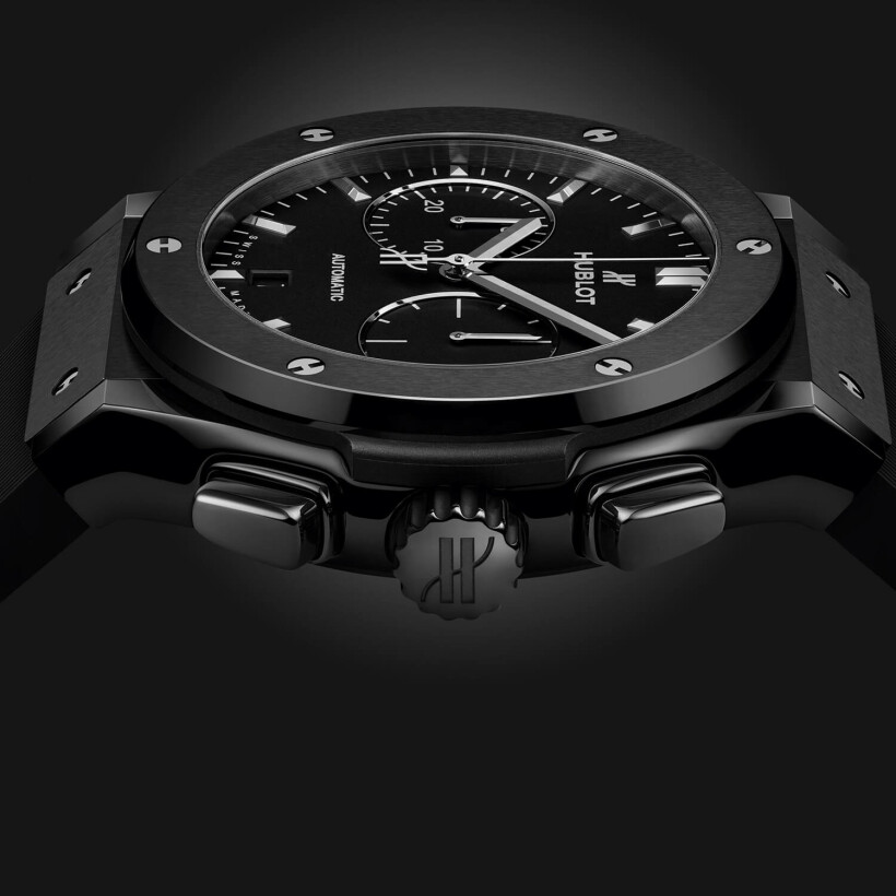 Montre Hublot Classic Fusion Chronograph Black Magic 45mm