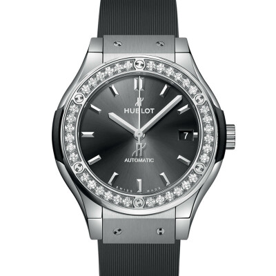 Hublot Classic Fusion Racing Grey Titanium Diamonds 38mm watch