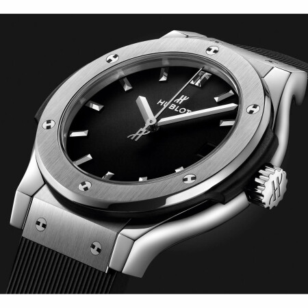 Montre Hublot Classic Fusion Titanium 33mm