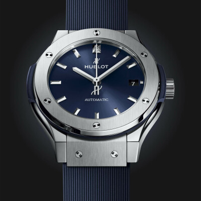 Montre Hublot Classic Fusion Titanium Blue 38mm