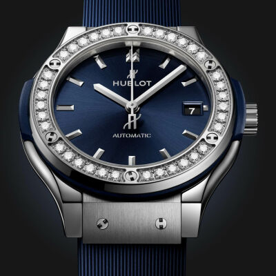 Hublot Classic Fusion Titanium Blue Diamonds 38mm watch