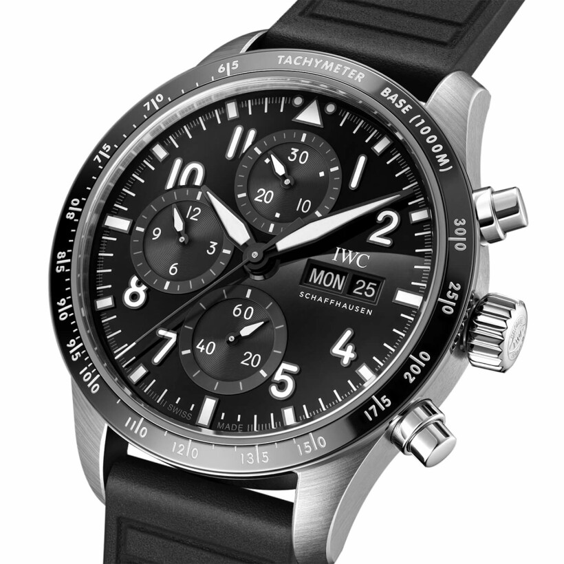 IWC Aviateur Chronograph Performance 41 AMG watch