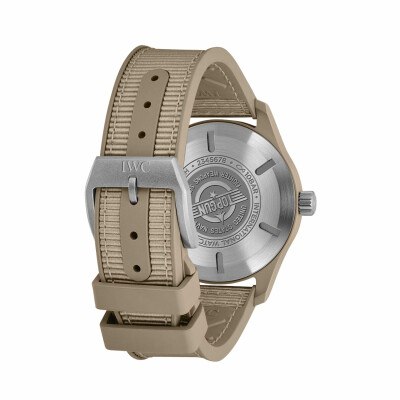 Montre IWC Schaffhausen Montre d'Aviateur Automatic 41 TOP GUN "Mojave Desert"