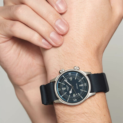 Montre Longines Legend Diver 39mm L3.764.4.90.2