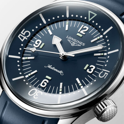 Montre Longines Legend Diver 39mm L3.764.4.90.9