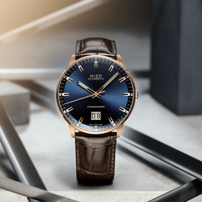 Montre Mido Commander Big Date M021.626.36.041.00