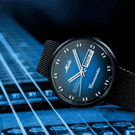 Montre Mido Commander Shade M8429.3.25.11