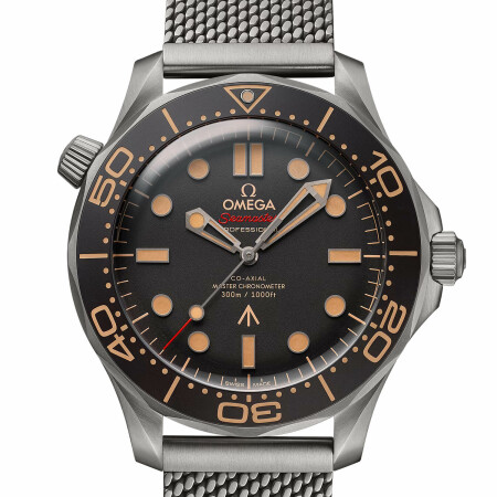 Montre OMEGA Seamaster Diver 300M Co-Axial Master Chronometer Edition 007 42mm