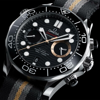 Montre OMEGA Seamaster Diver 300M Chronograph 007 First Light