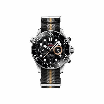 Montre OMEGA Seamaster Diver 300M Chronograph 007 First Light