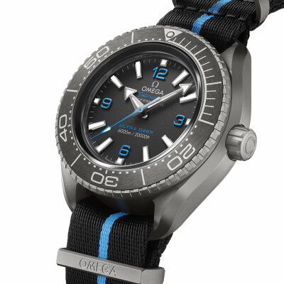 Montre OMEGA Seamaster Planet Ocean 6000M Ultra Deep Co-Axial Master Chronometer 45,5mm