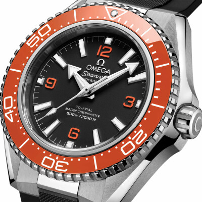 Montre OMEGA Seamaster Planet Ocean 600M Co-Axial Master Chronometer 42mm