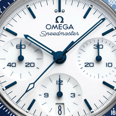 Montre OMEGA Speedmaster 38 Co-Axial Chronometer Chronograph 38mm