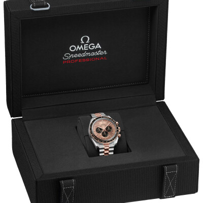 OMEGA Speedmaster Moonwatch Professional Chronograph Co-axial Master Chronometer 42mm watch