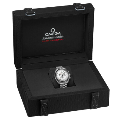 Montre OMEGA Speedmaster Moonwatch Professional Chronographe Co-Axial Master Chronometer 42mm