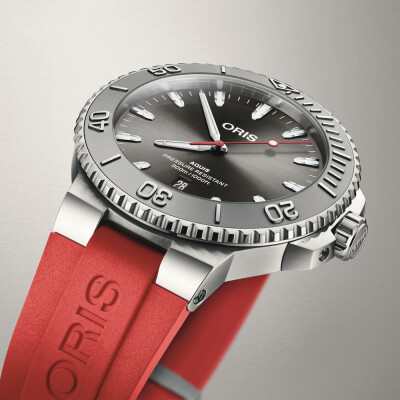 Montre Oris Aquis Date Relief 43.5mm