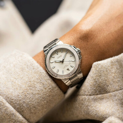 Montre Oris Aquis Date 36.5mm