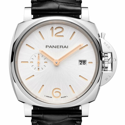 Panerai Luminor Due 42mm watch