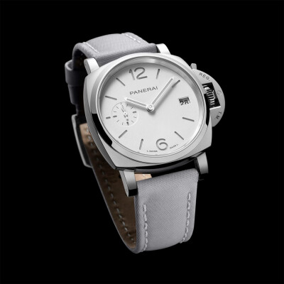 Montre Panerai Luminor Due Prada Re-Nylon 38mm