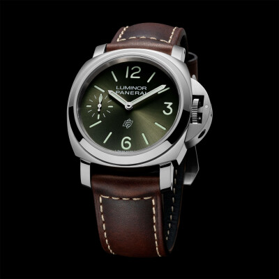 Panerai Luminor Logo 44mm watch