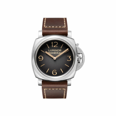 Panerai Luminor Tre Giorni 47mm watch