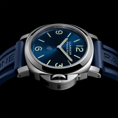 Panerai Luminor Base Logo 44mm watch