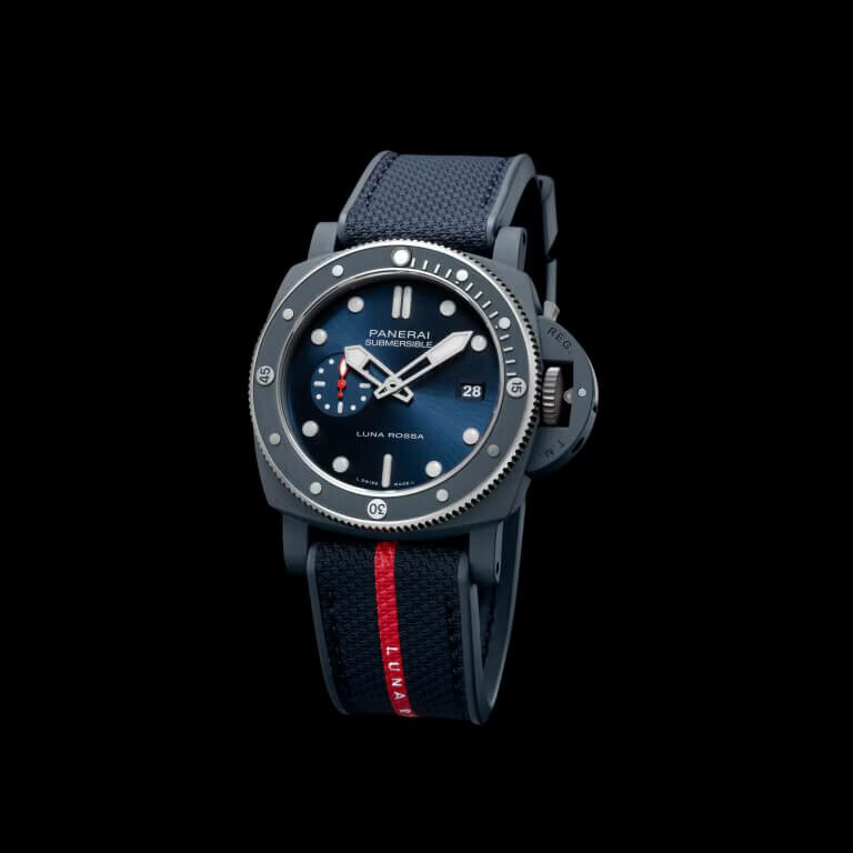 Panerai Submersible QuarantaQuattro Luna Rossa Ti-Ceramitech watch