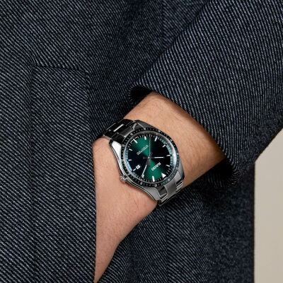 RADO Hyperchrome Quartz R32502313 watch