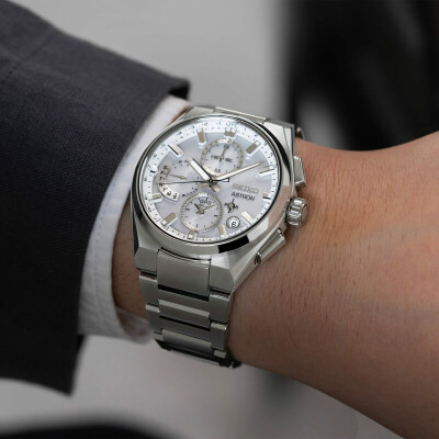 Montre Seiko Astron Quartz GPS Solaire SSH159J1