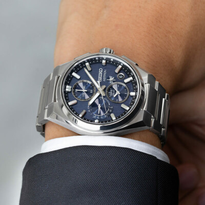 Montre Seiko Astron Quartz GPS Solaire SSH161J1