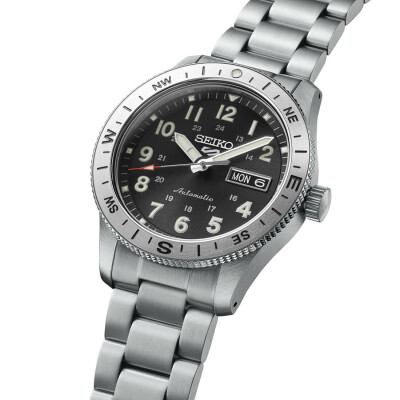 Montre Seiko 5 Sports Field Series HDB006K1