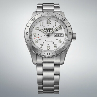 Montre Seiko 5 Sports Field Series HDB007K1