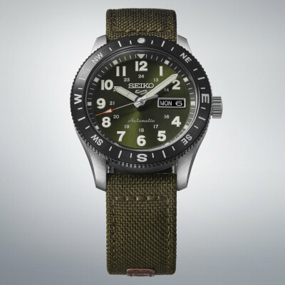 Montre Seiko 5 Sports Field Series HDB008K1