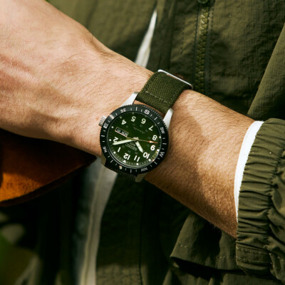 Montre Seiko 5 Sports Field Series HDB008K1