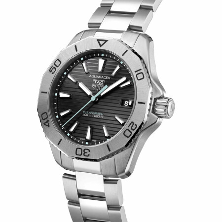 TAG Heuer Aquaracer Professional 200 Solargraph 40mm watch