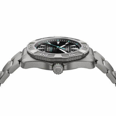 Montre TAG Heuer Aquaracer Professional 200 Solargraph 40mm Titanium