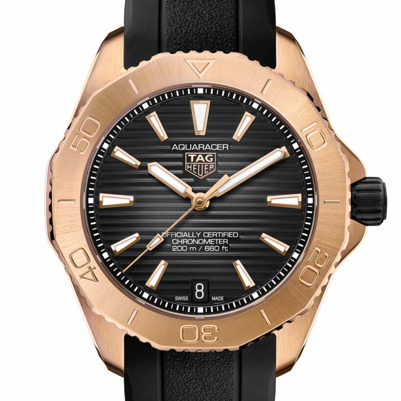 Montre TAG Heuer Aquaracer Professional 200 Date Or Titane Automatique 40mm