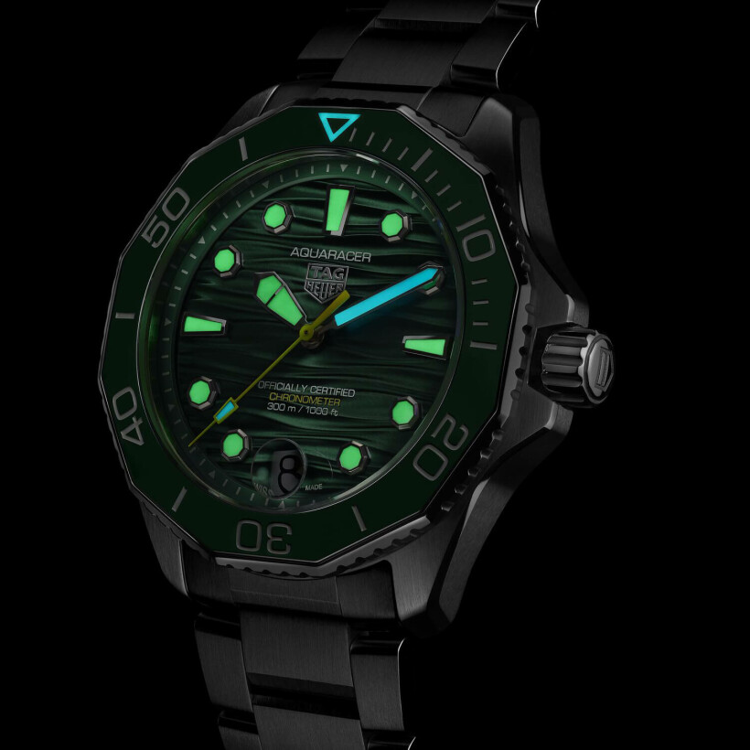 TAG Heuer Aquaracer Professional 300 Date watch