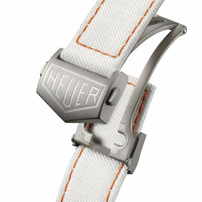 Montre TAG Heuer Monaco Chronograph x Gulf Édition Limitée