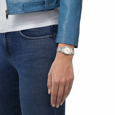 Montre Tissot T-My Lady avec bracelets acier et cuir blanc