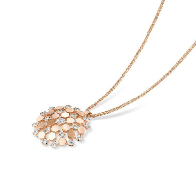 Pendentif Chaumet Bee de Chaumet en or rose et diamants