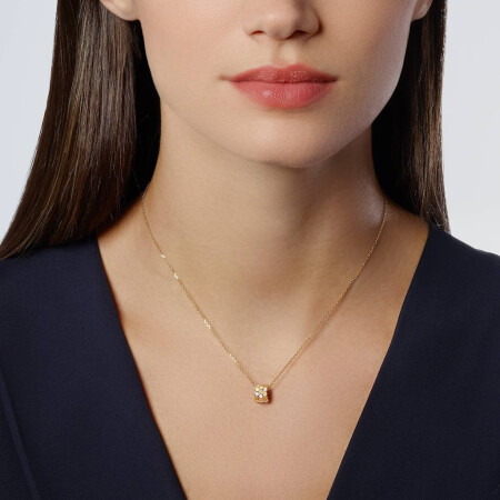 Chaumet Bee My Love pendant, yellow gold, diamonds