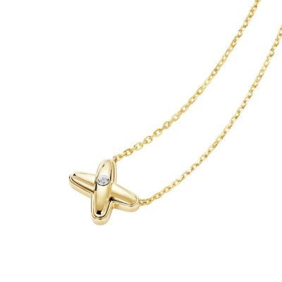 Pendentif Chaumet Jeux de Liens en or jaune et diamant