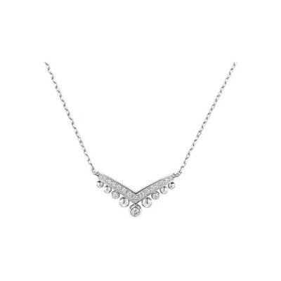 Chaumet Joséphine Aigrette pendant, white gold and diamonds