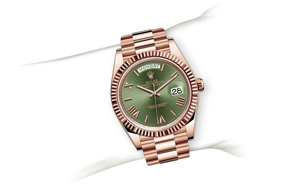 Rolex Day‑Date 40 en Or Everose 18 ct M228235-0025 chez Lombard Joaillier